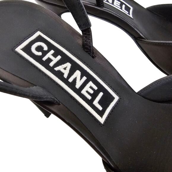 Chanel 24P CC Slingback Heel Sandal Size 38 US 7 7.5 Black Leather Block Heel - Picture 9 of 14